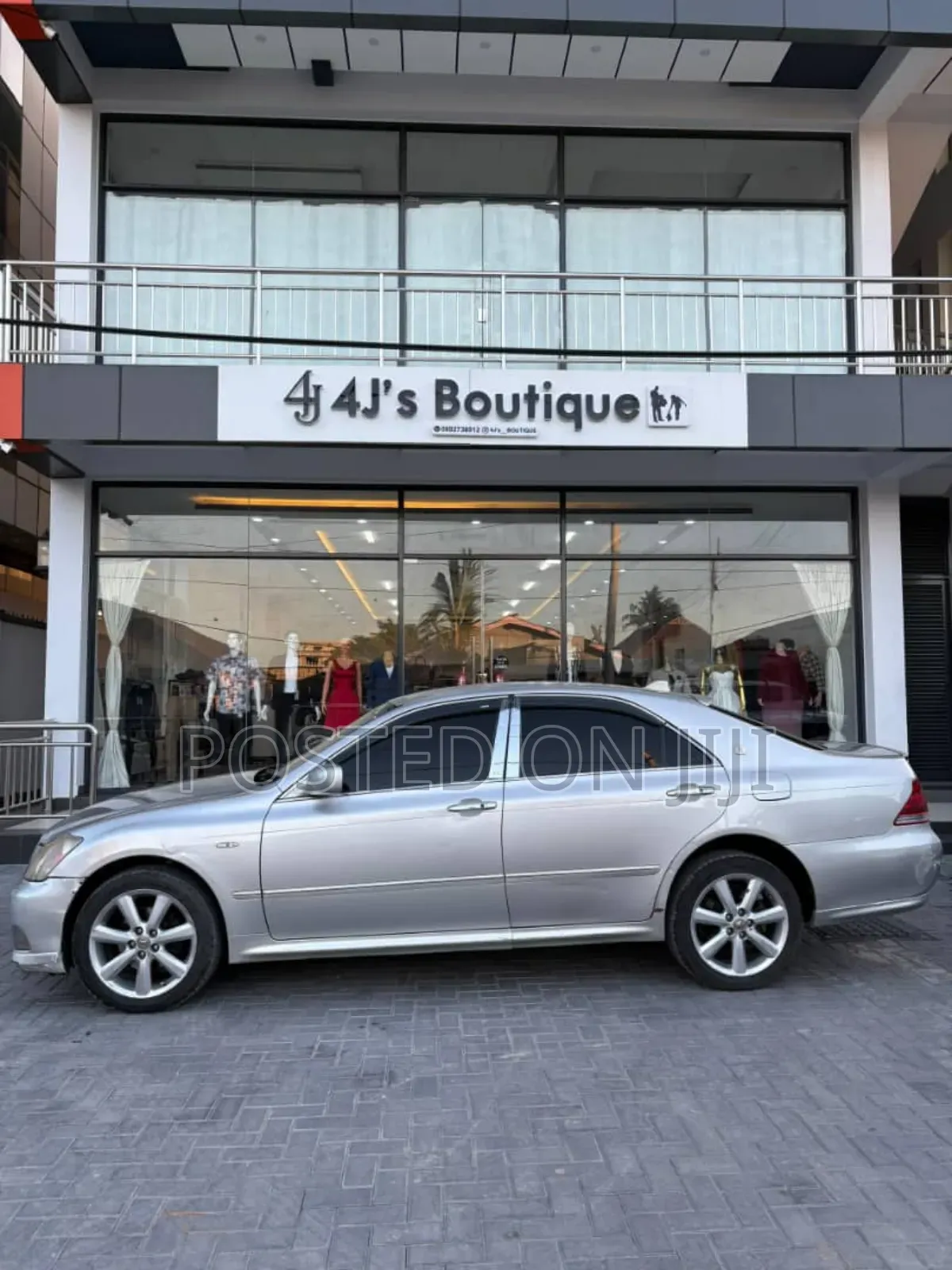Toyota Crown 2004 Silver