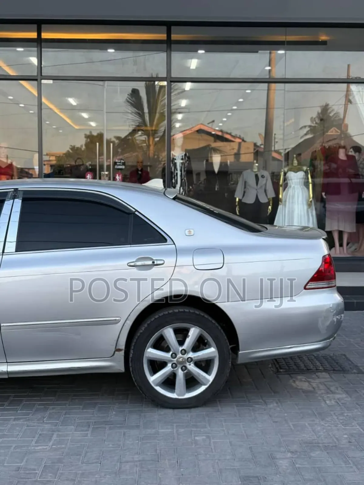 Toyota Crown 2004 Silver