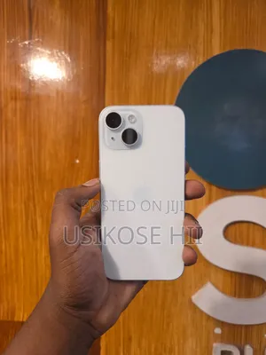 Apple iPhone 15 128 GB White