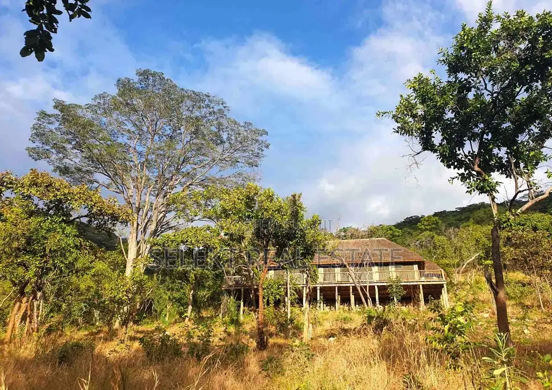 Prime 16,560-acre Tourism Investment — Fully Developed Bush Camp