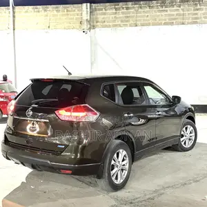 Nissan X-Trail SV Premium 2014 Green