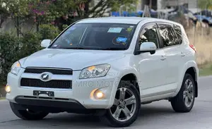 Toyota RAV4 2013 White