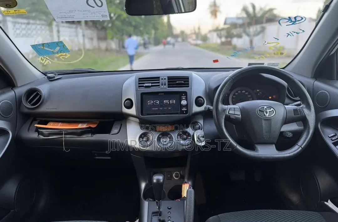 Toyota RAV4 2013 White
