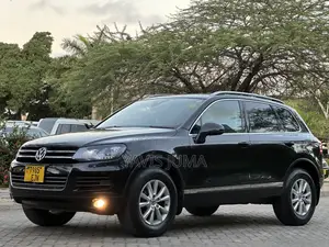 Volkswagen Touareg 2013 Black