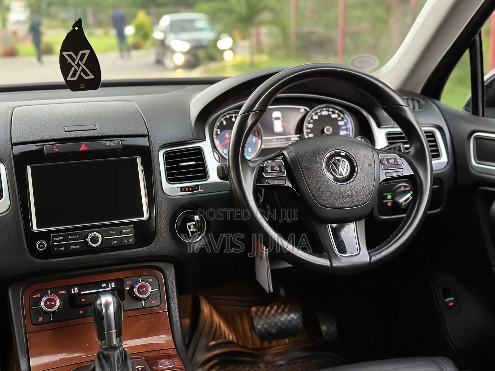 Volkswagen Touareg 2013 Black