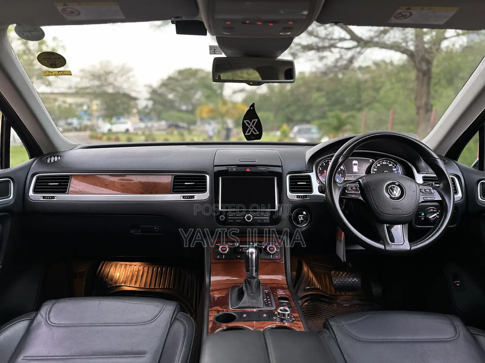 Volkswagen Touareg 2013 Black
