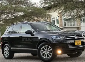 Volkswagen Touareg 2013 Matt Black