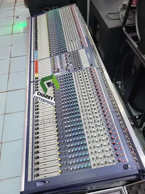 Gb8 Soundcraft Profesional Powerful Music Mixer 48ch Njia 48 With Case