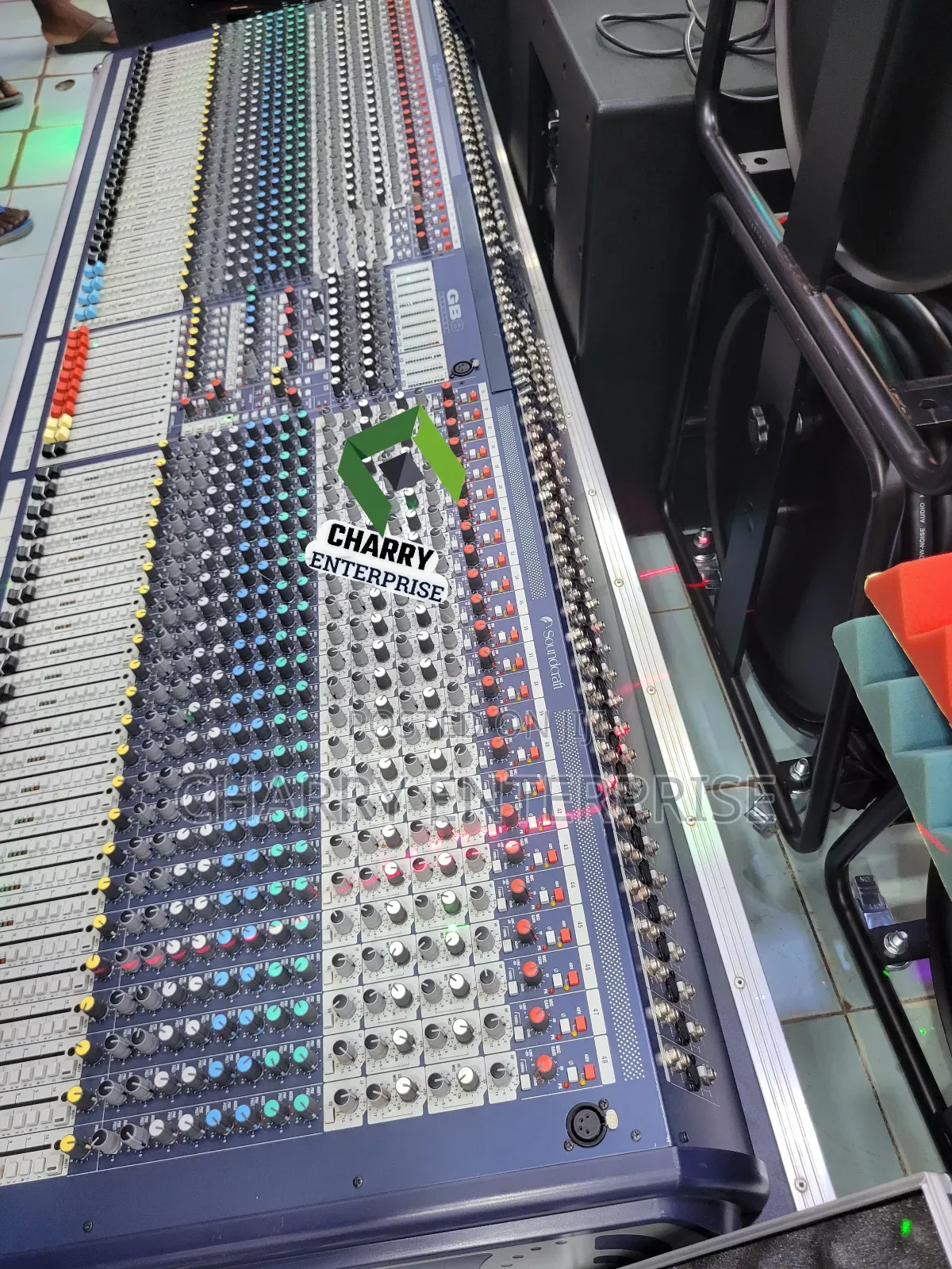Gb8 Soundcraft Profesional Powerful Music Mixer 48ch Njia 48 With Case