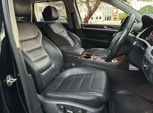 Volkswagen Touareg 2013 Black