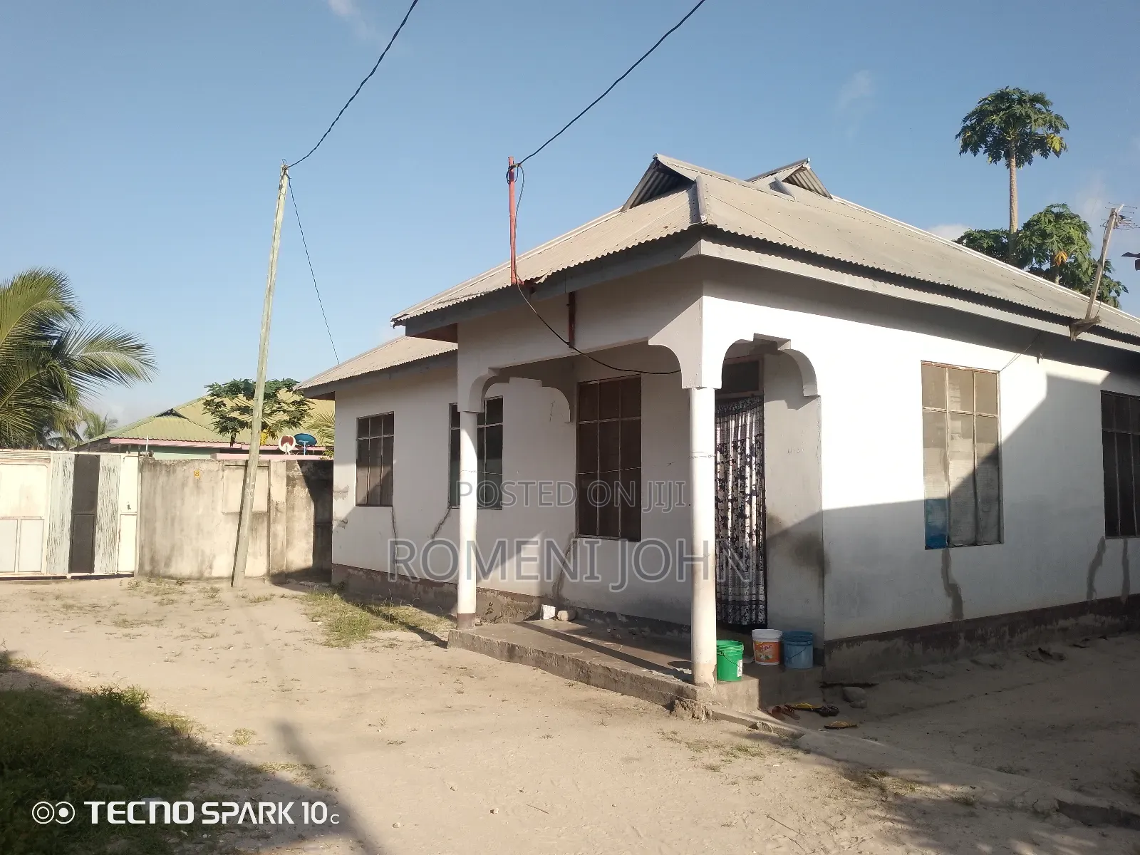 6bdrm House in Tanzania Daresalaam, Ilala for sale