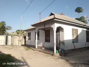 6bdrm House in Tanzania Daresalaam, Ilala for sale