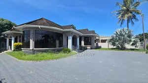 5bdrm House in Kinyerezi for sale