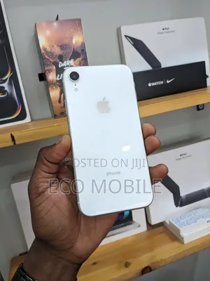 Apple XR 128 GB White