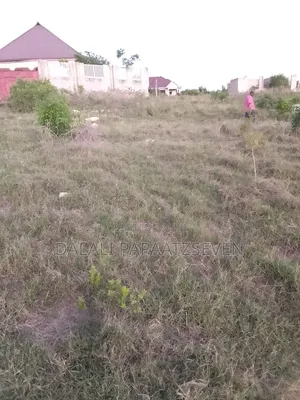 Kiwanja Chenye Ukubwa Wa SQMT 447 Kinauzwa Kipo Bunju a Na Kina Hati