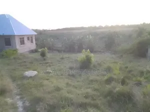 Kiwanja Chenye Ukubwa Wa SQMT 447 Kinauzwa Kipo Bunju a Na Kina Hati