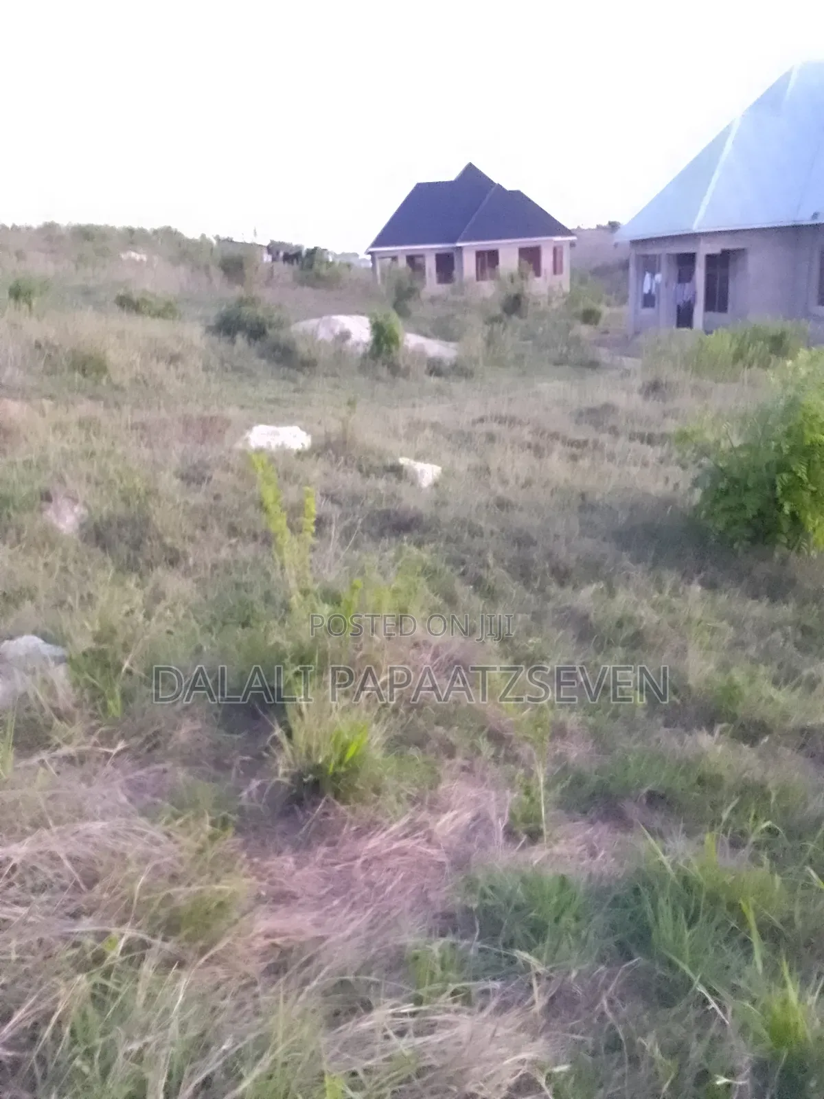 Kiwanja Chenye Ukubwa Wa SQMT 447 Kinauzwa Kipo Bunju a Na Kina Hati
