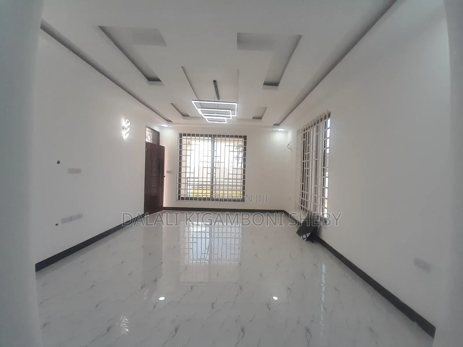 5bdrm House in Kigamboni Kisota for sale