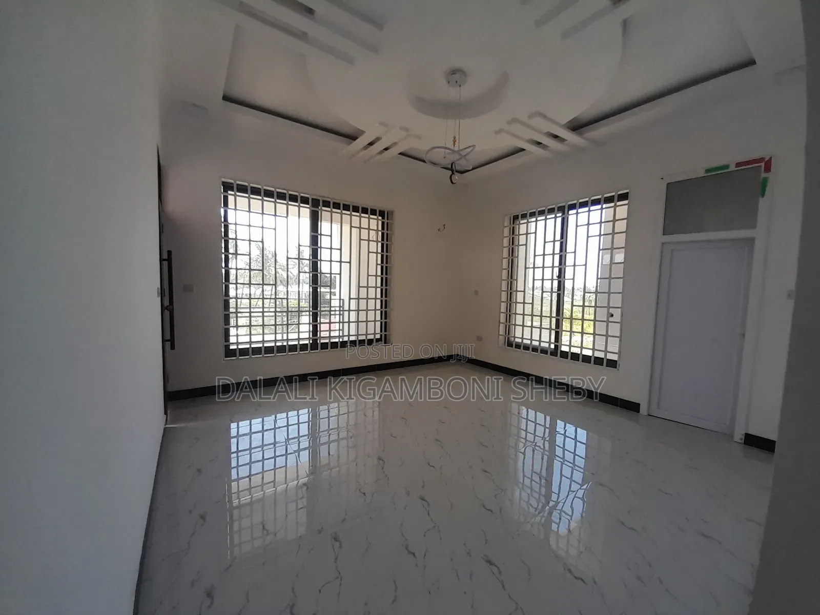 5bdrm House in Kigamboni Kisota for sale