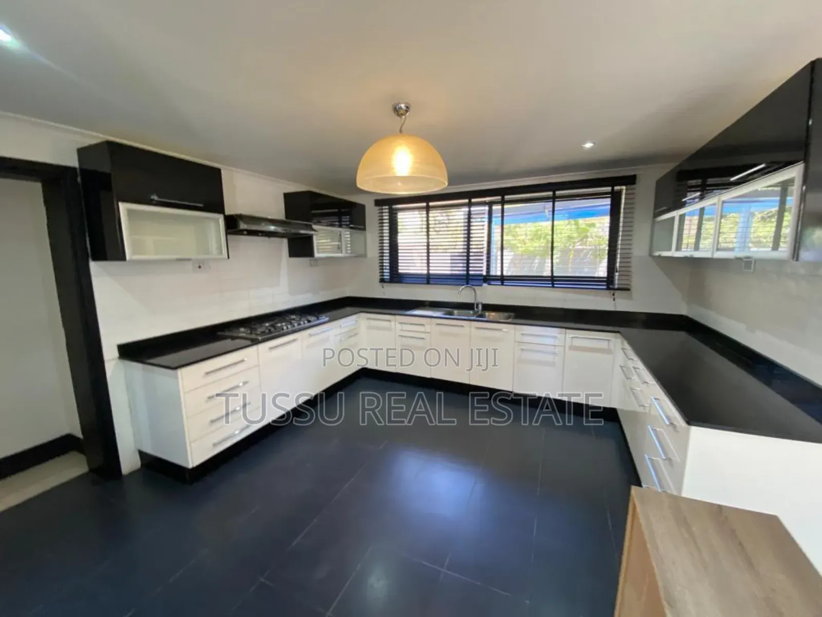 5bdrm House in Masaki for sale