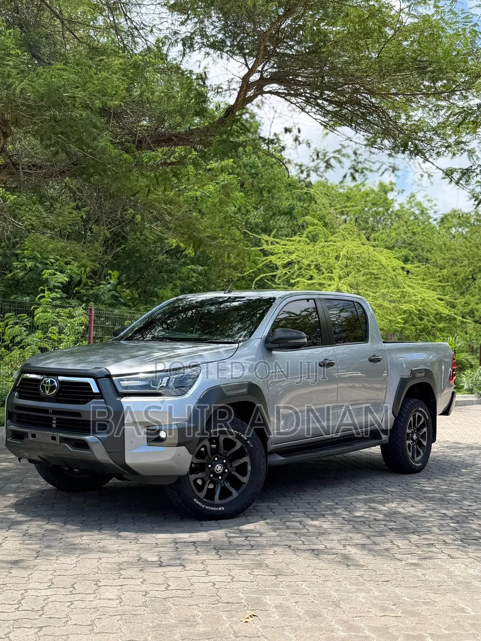 Toyota Hilux Revo Double Cab Deisel 2.8 AWD 2021 Silver