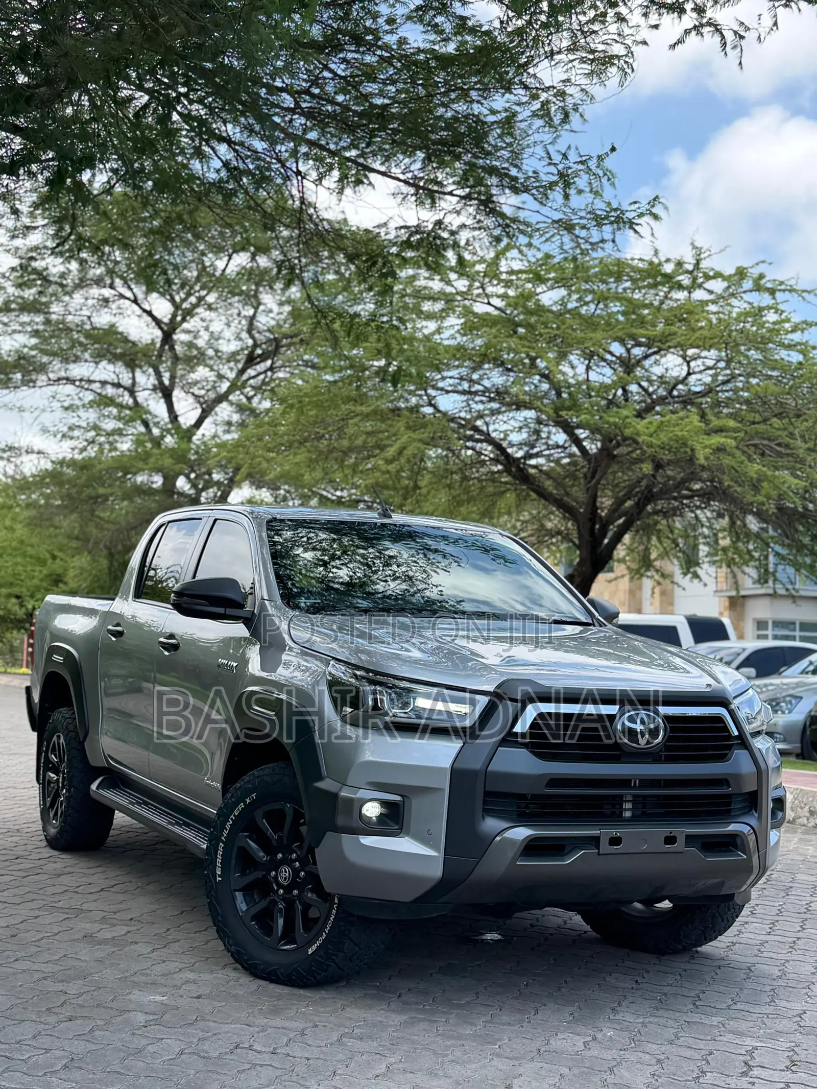 Toyota Hilux Revo Double Cab Deisel 2.8 AWD 2021 Silver