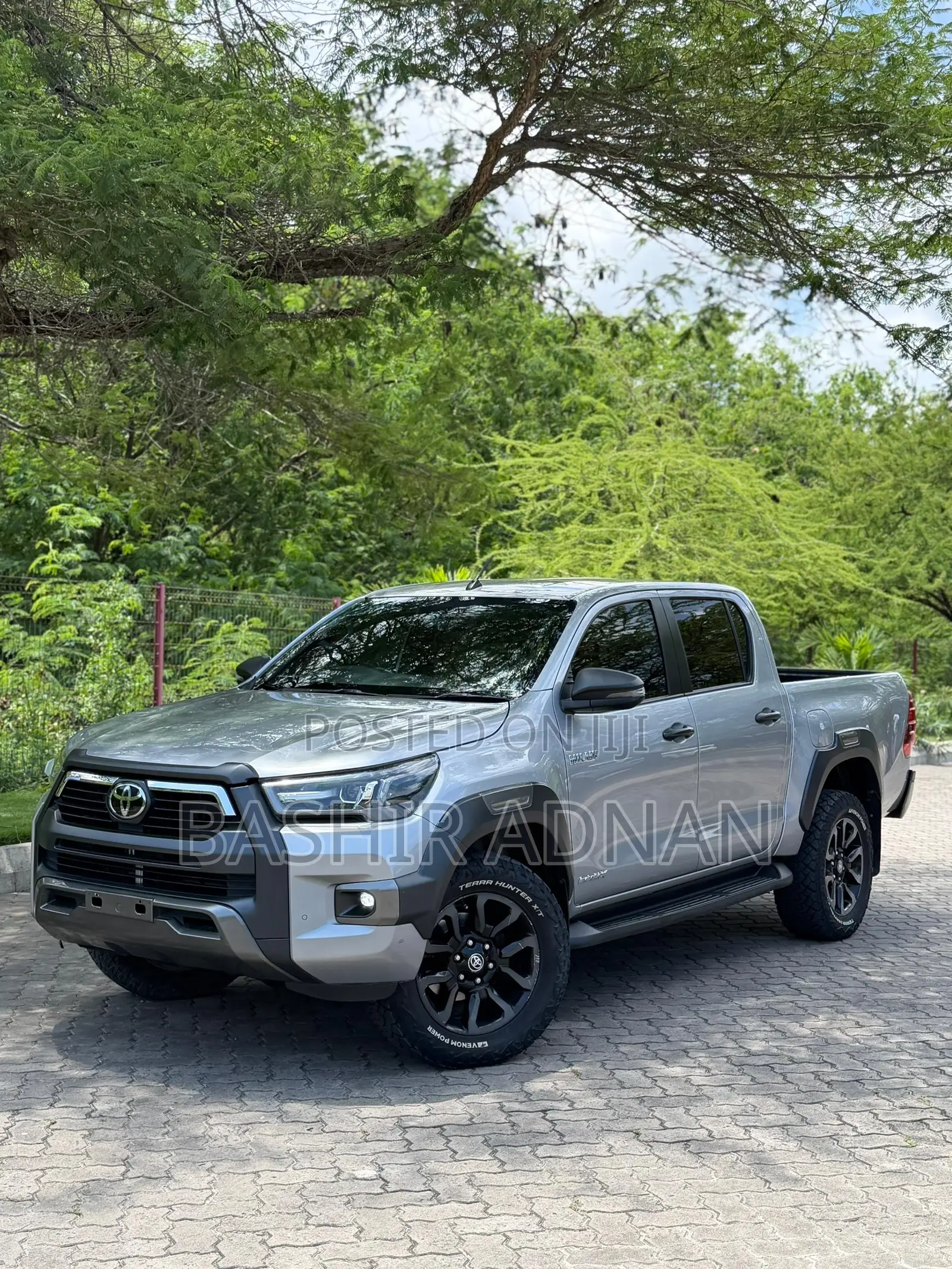 Toyota Hilux Revo Double Cab Deisel 2.8 AWD 2021 Silver
