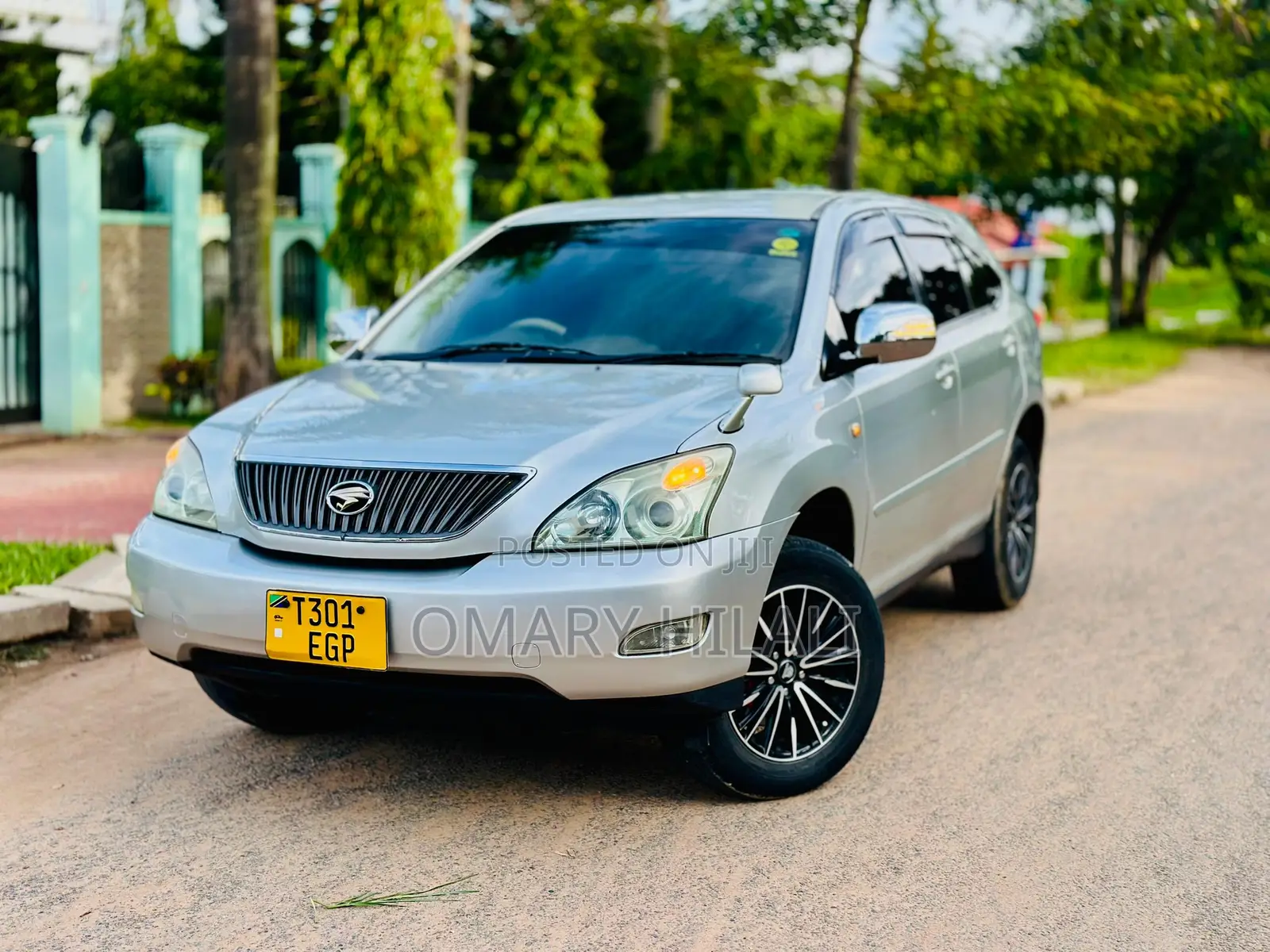 Toyota Harrier 2004 Silver