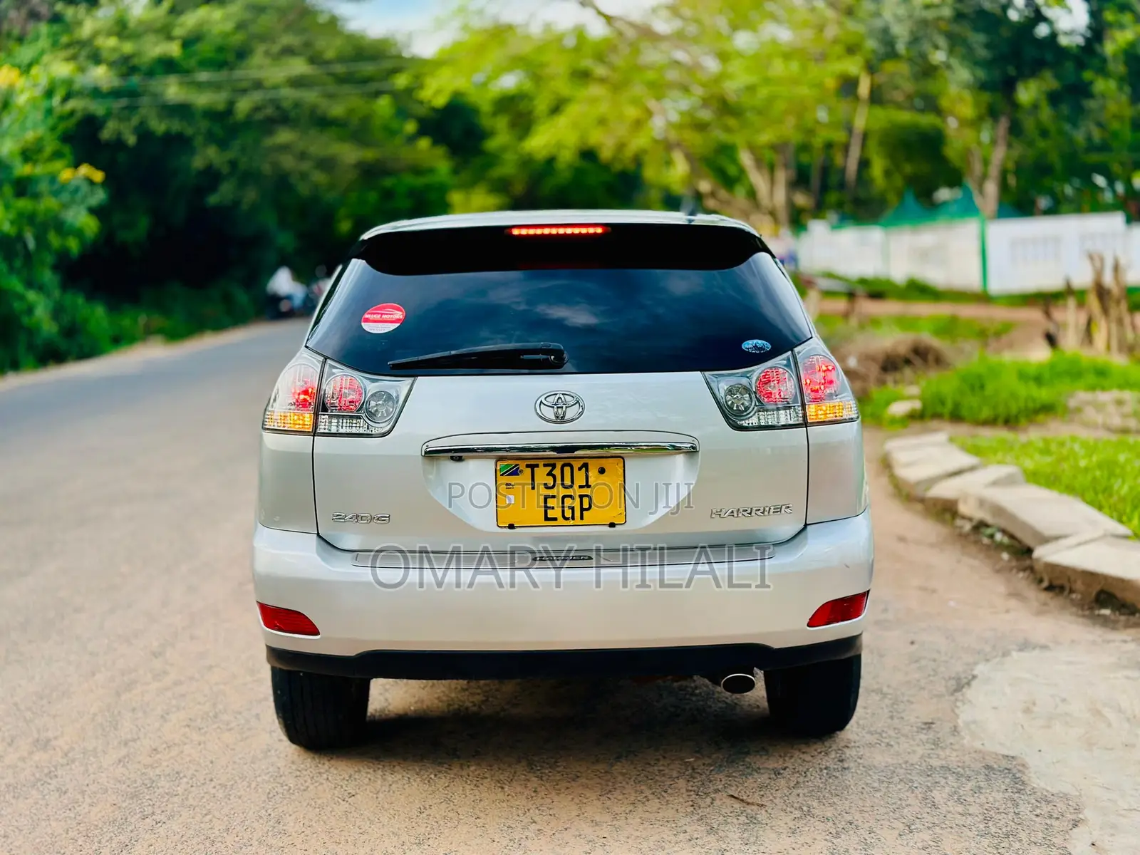 Toyota Harrier 2004 Silver