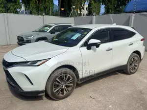 Toyota Harrier 2021 White