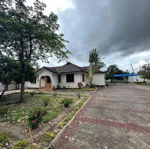 5bdrm House in Mbezi Beach for sale