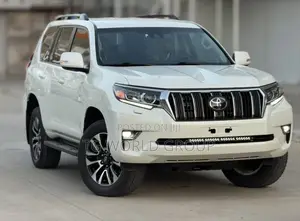 Toyota Land Cruiser Prado 2.8 2023 White