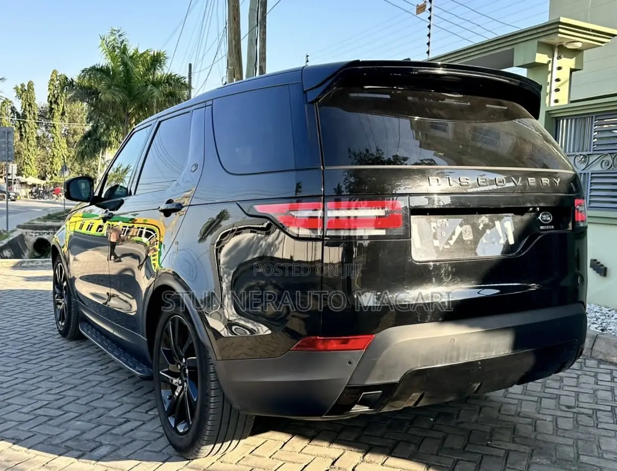 Land Rover Discovery 2018 Black