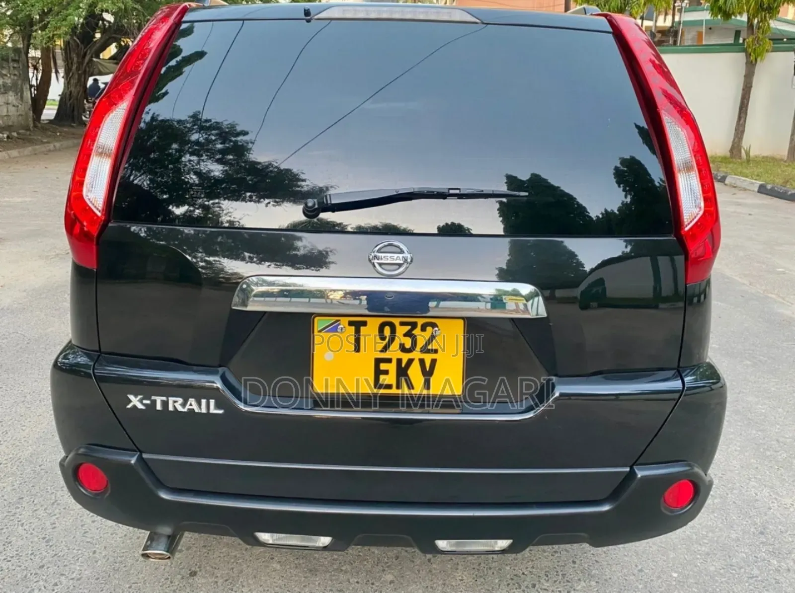 Nissan X-Trail 2012 Black