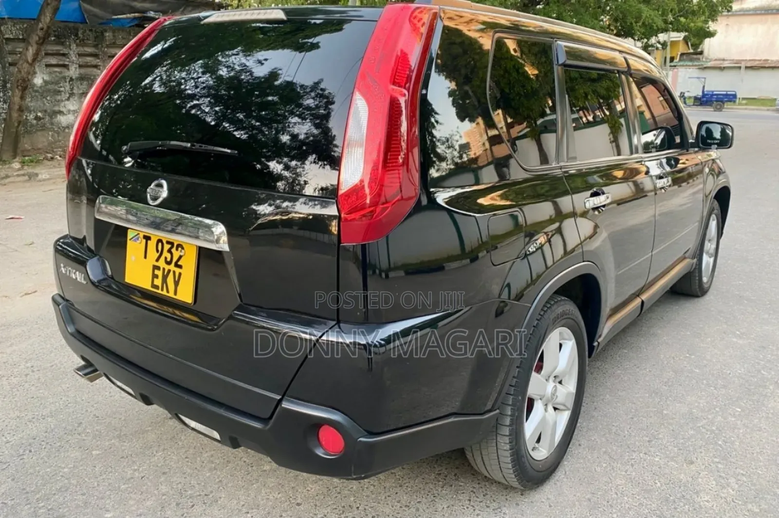 Nissan X-Trail 2012 Black