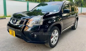 Nissan X-Trail 2012 Black