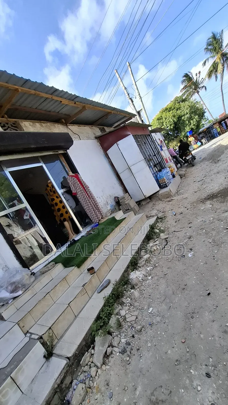 Plot Investment Show Room Look Main Road