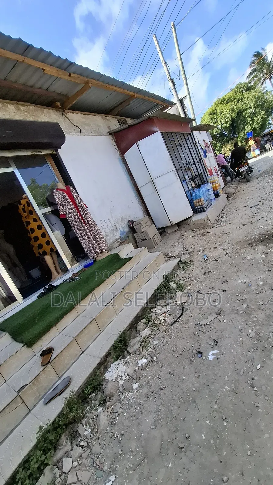 Plot Investment Show Room Look Main Road