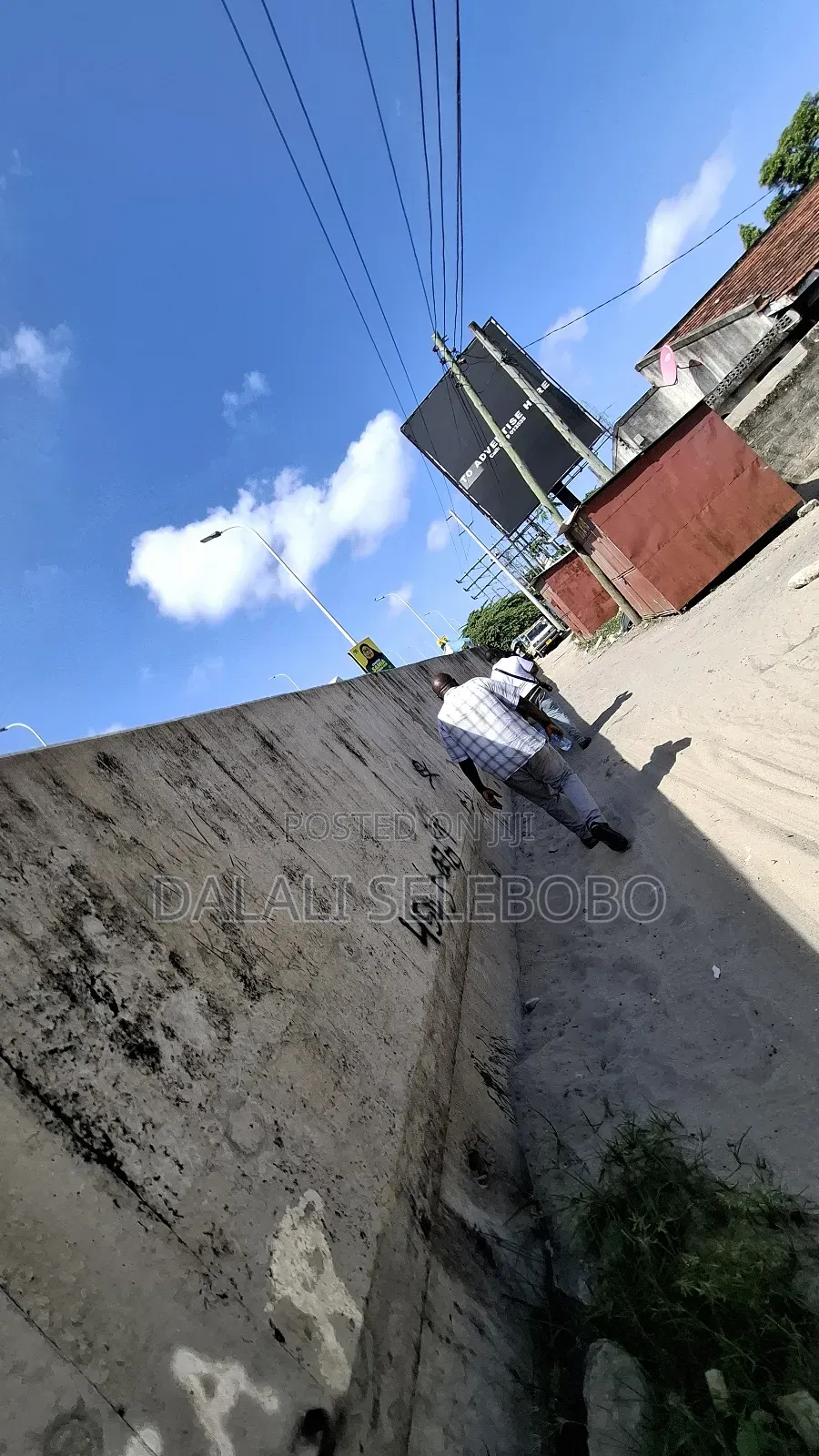 Plot 4 Investment Yard Factory It Look at Tarmac Main Road