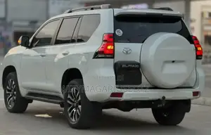 Toyota Land Cruiser Prado 2.8 2023 Ivory