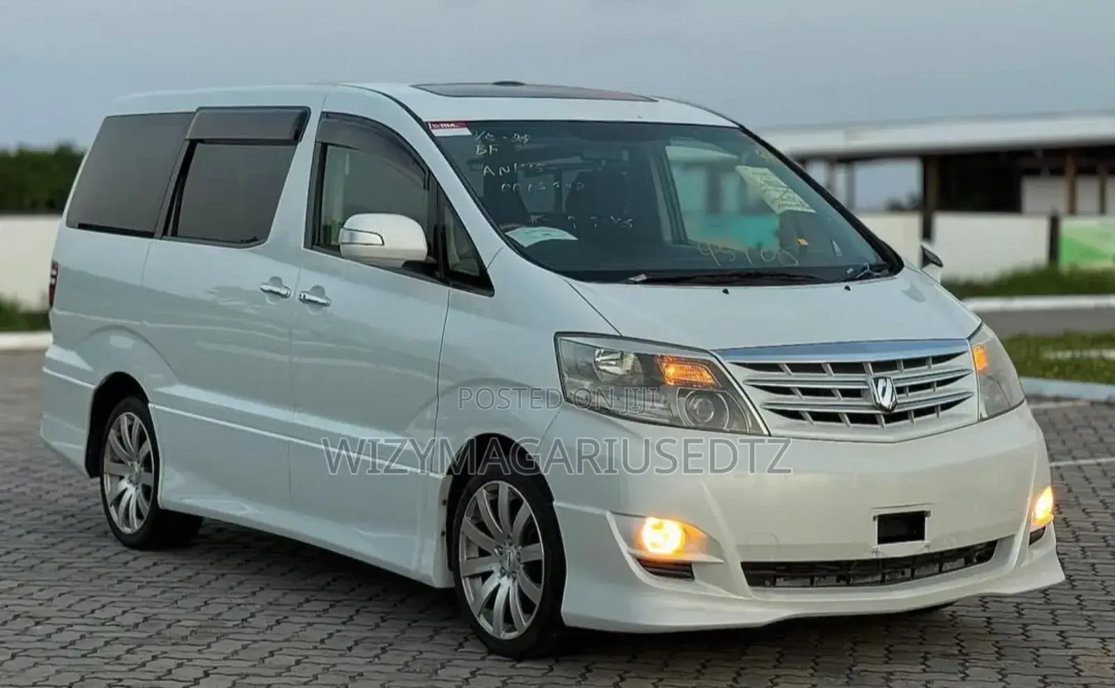 Toyota Alphard 2.4 Petrol AWD 2006 Pearl