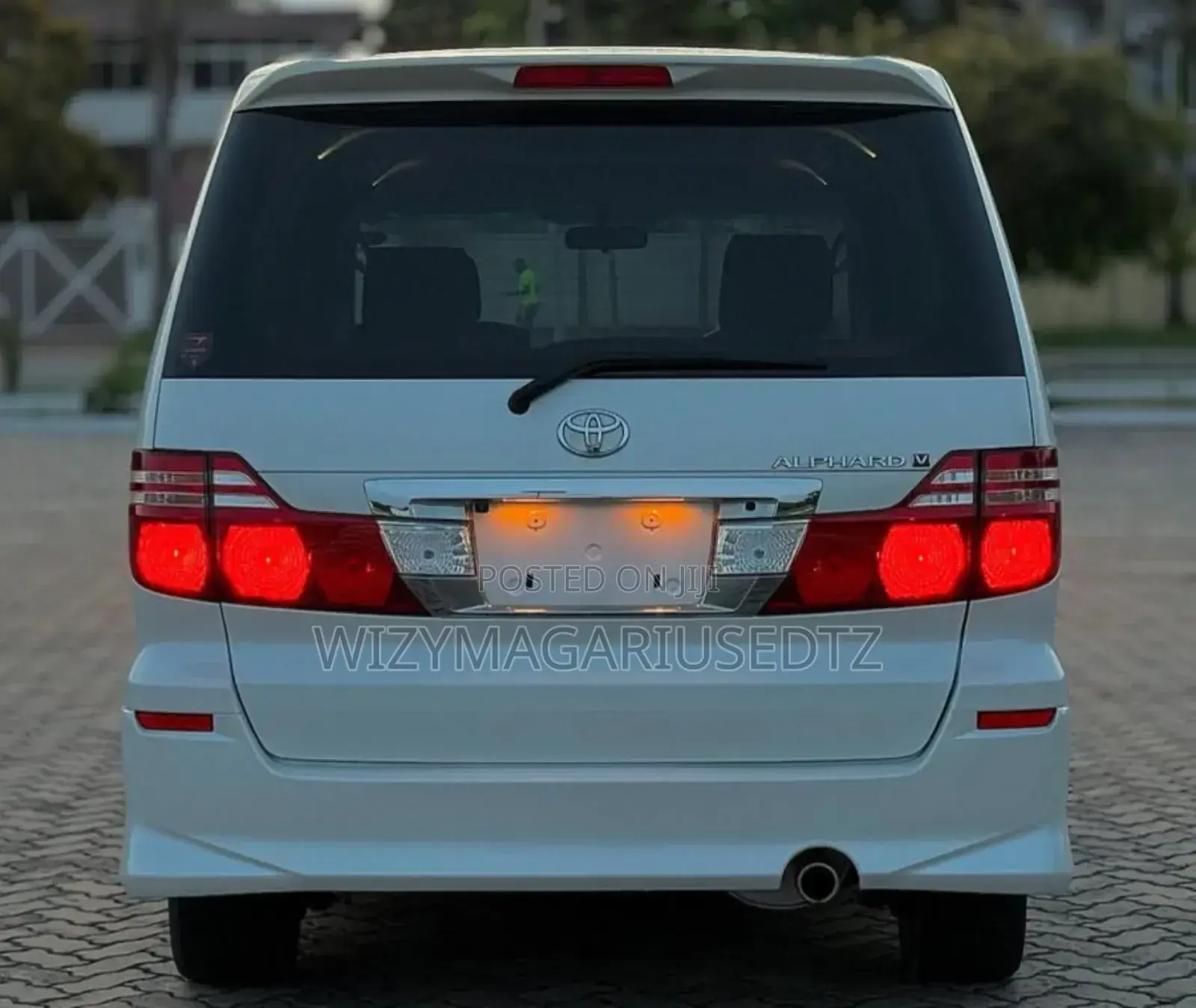 Toyota Alphard 2.4 Petrol AWD 2006 Pearl