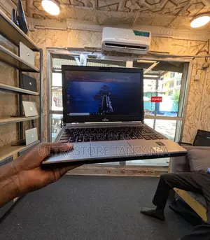 Laptop Fujitsu Lifebook A544 8GB Intel Core I5 HDD 500GB