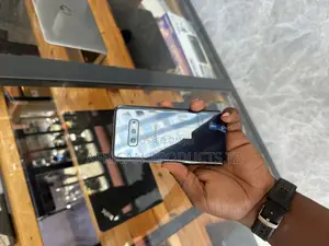 Samsung Galaxy S10e 128 GB Blue