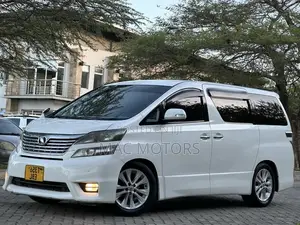 Toyota Vellfire 2011 White