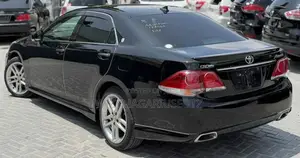 Toyota Crown 2010 Black