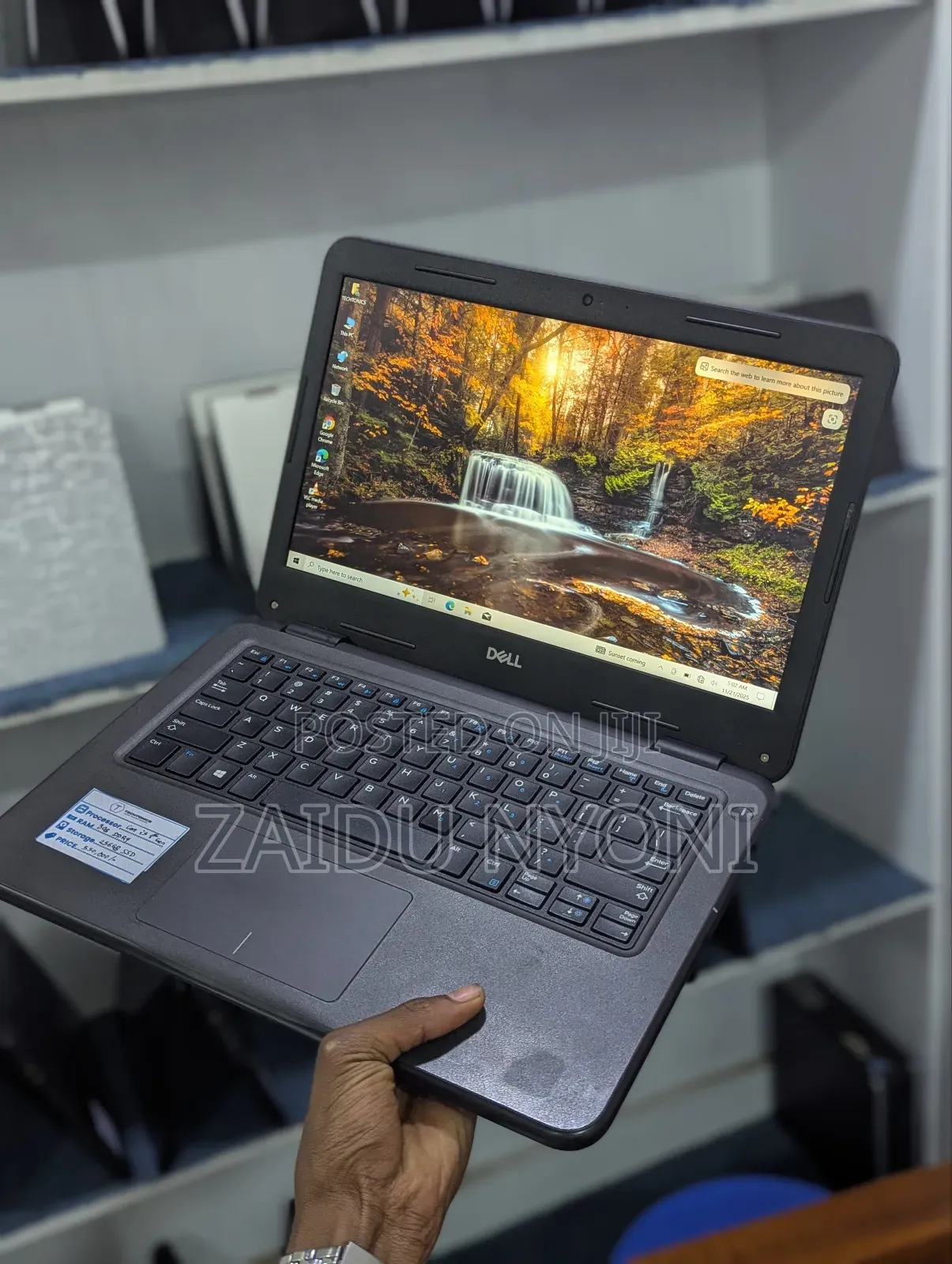 New Laptop Dell Vostro 3300 8GB Intel Core I5 SSD 256GB