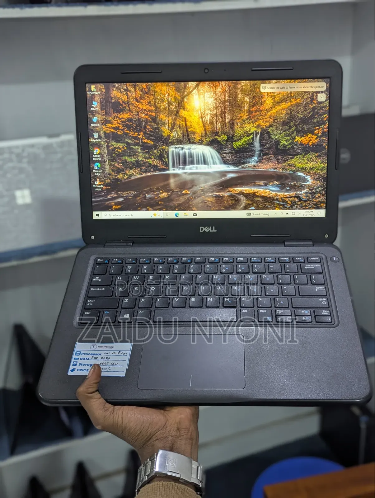 New Laptop Dell Vostro 3300 8GB Intel Core I5 SSD 256GB