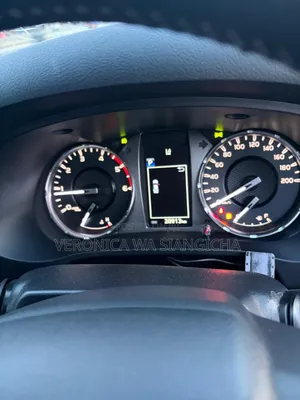 Toyota Hilux 2021 Black