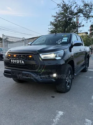 Toyota Hilux 2021 Black